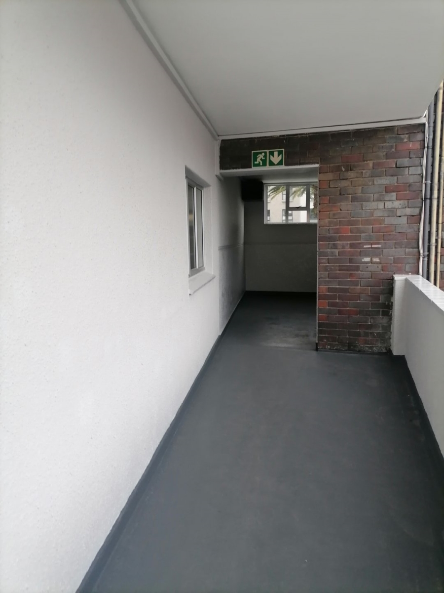 1 Bedroom Property for Sale in Mowbray Western Cape